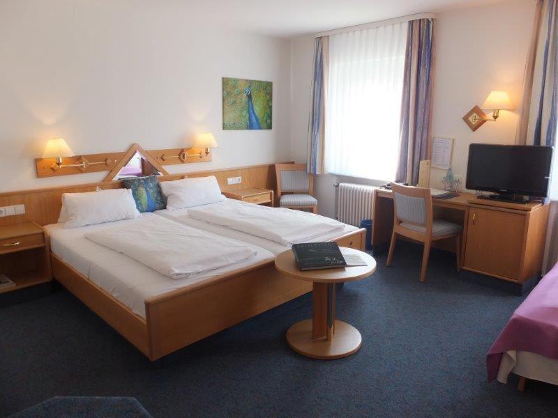 Tiptop Hotel Garni Pfauen Endingen am Kaiserstuhl Eksteriør billede